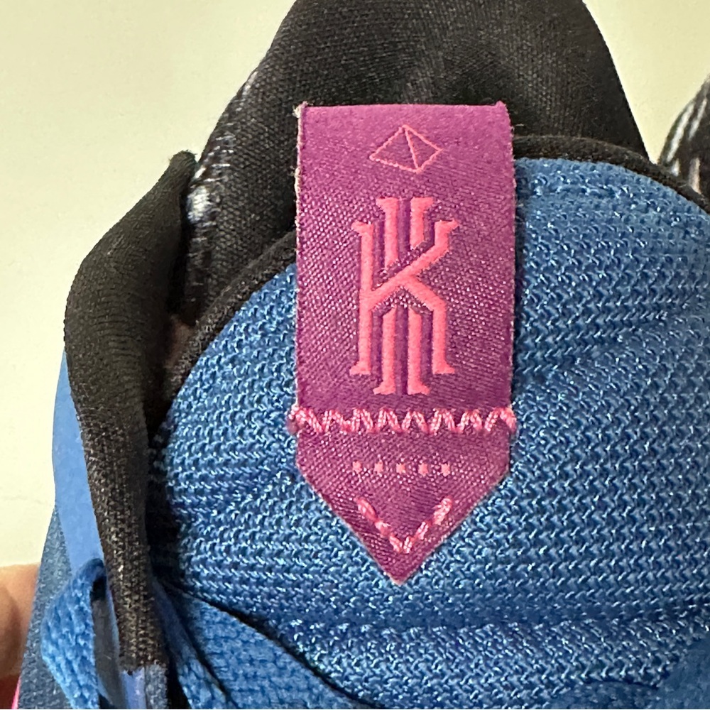 Nike Kyrie Irving Low 5 Blue Precious Stones Athletic Sneakers 13 - Picture 9 of 10
